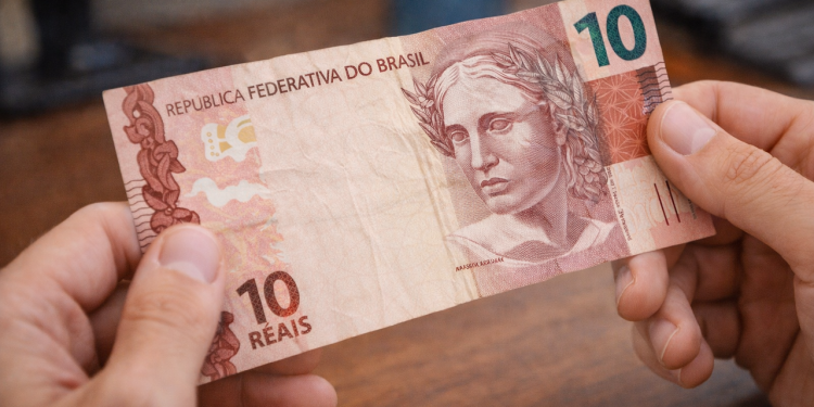 ChatGPT-Image-22-de-dez.-de-2025-10_40_33-1-1-750x375.png