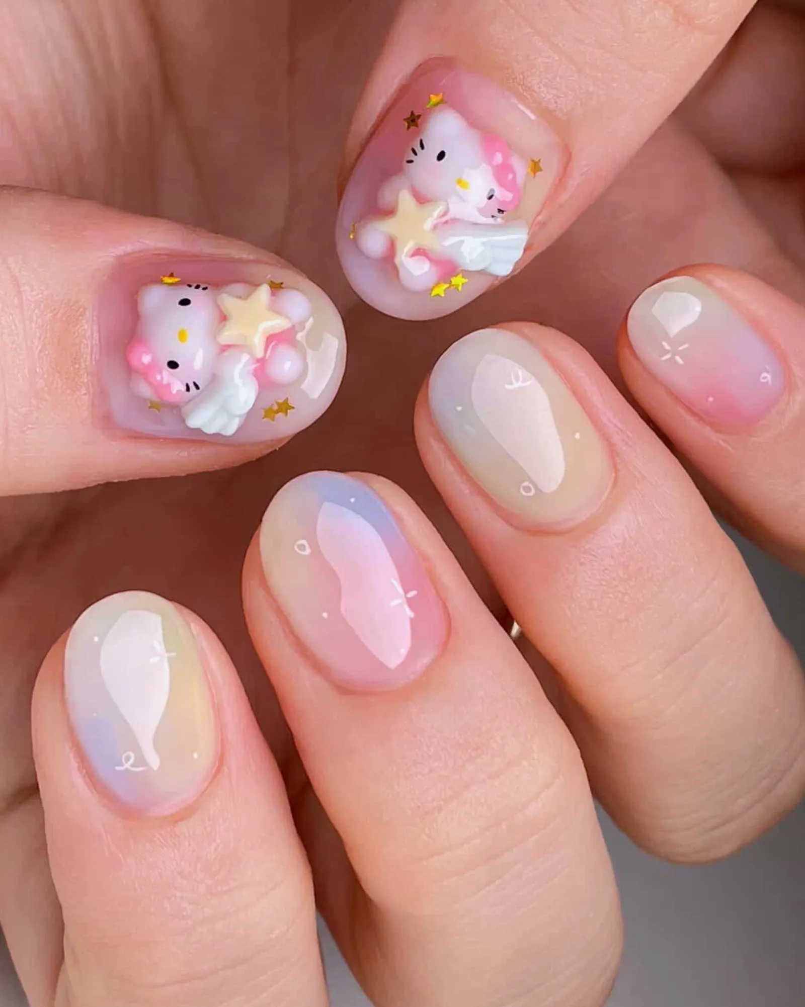 HELLO KITTY-Courtesy of @peoni.a_nail.webp