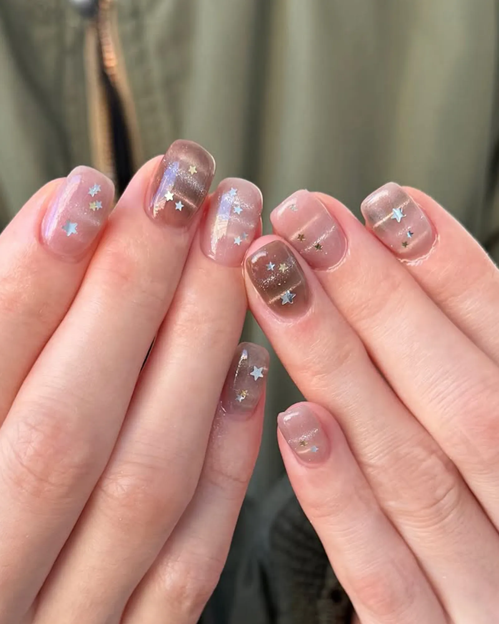 EXPANSIVE CATEYE GEL-Courtesy of @nail.nuha-3.webp