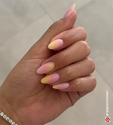 pink nails