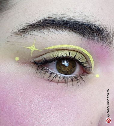 crazy eye makeup - festive sparkle