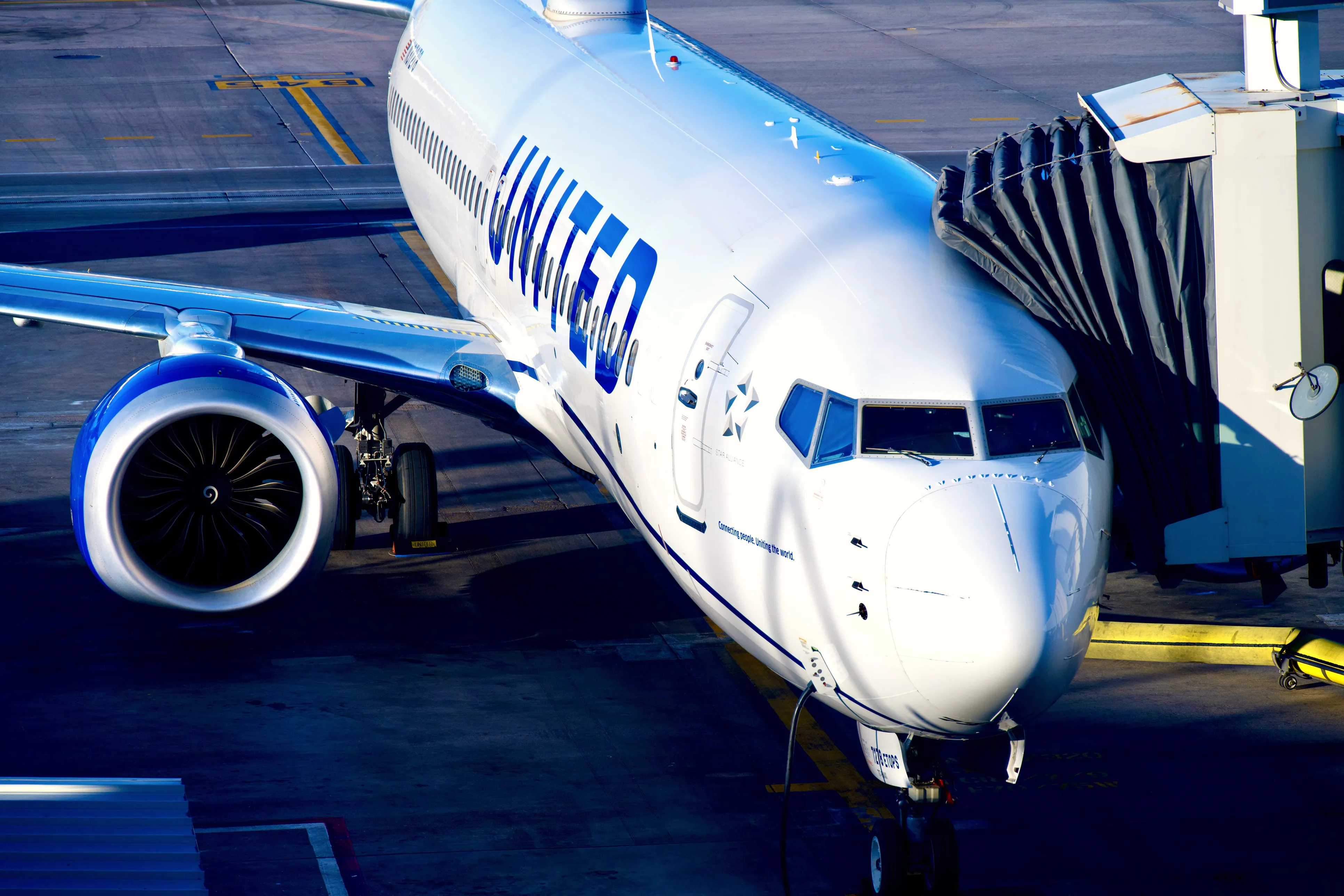 boeing-737-max-8
