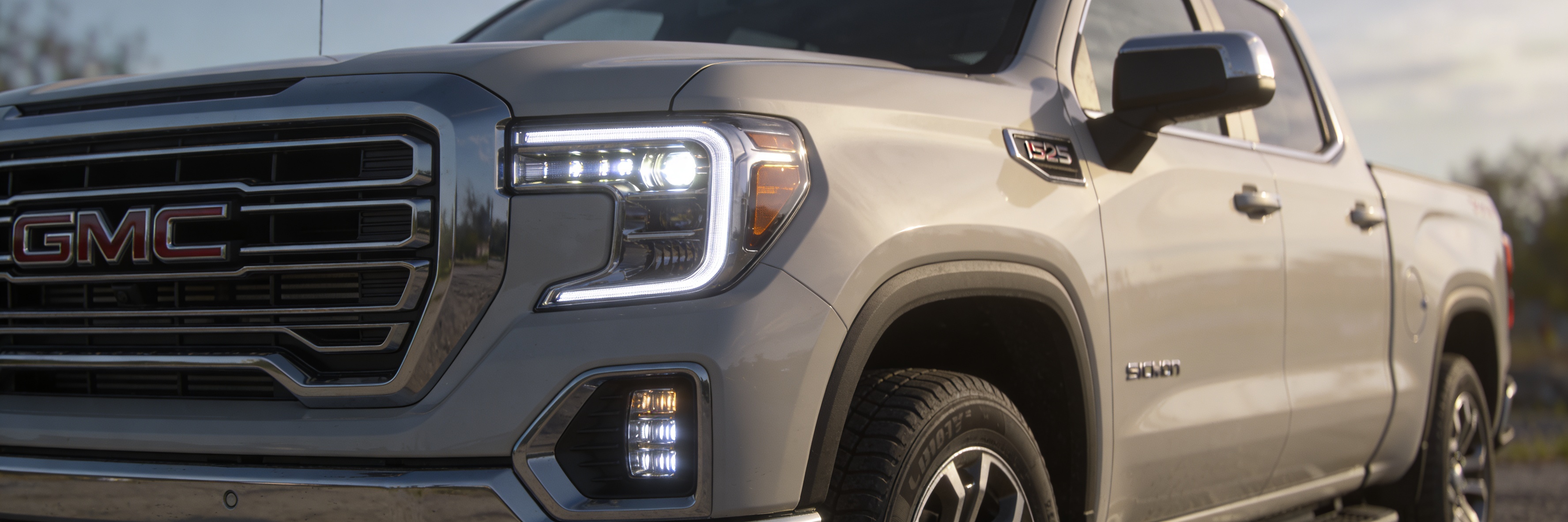 GMC Sierra 1500 exterior
