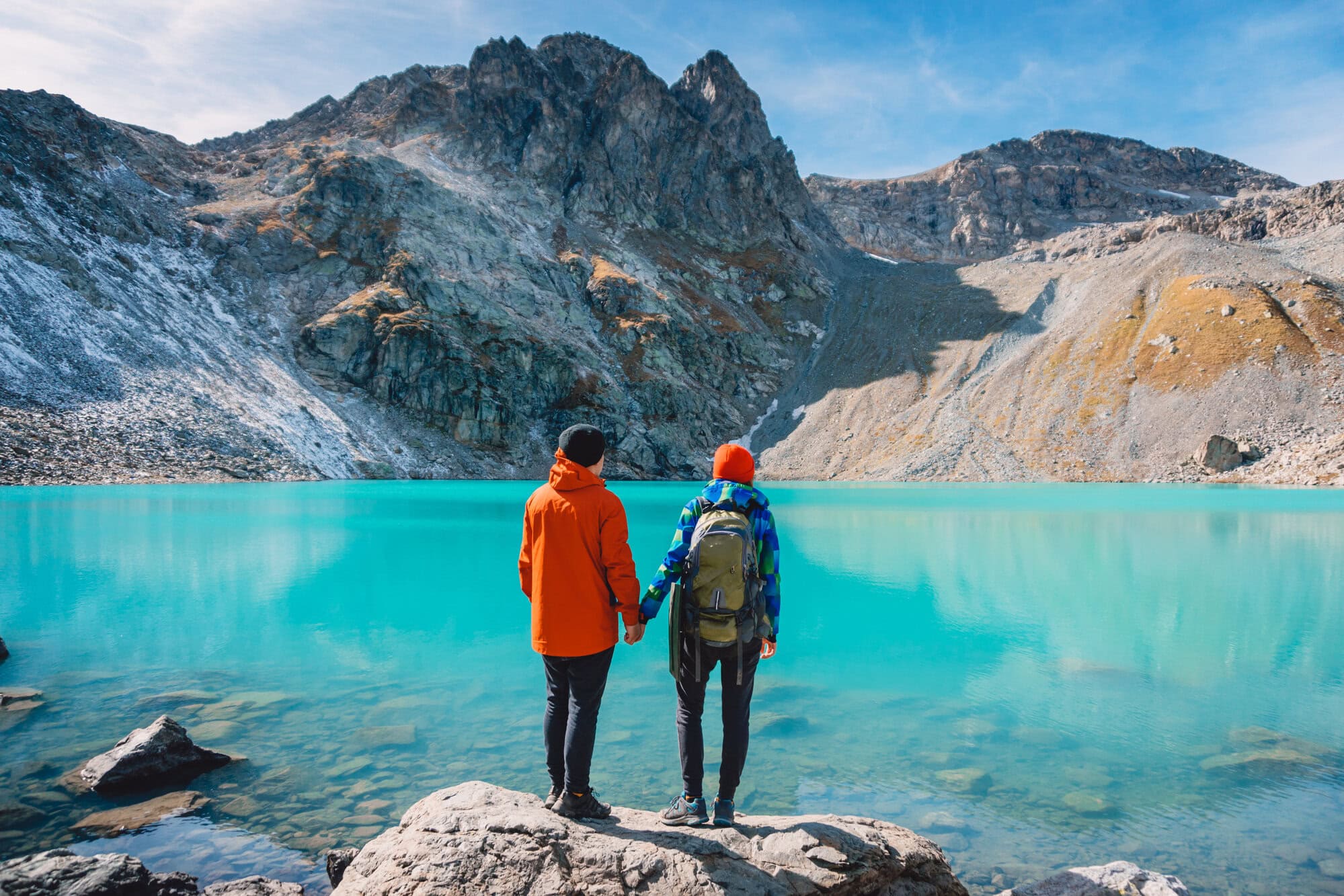 couple-mountain-hike.jpg