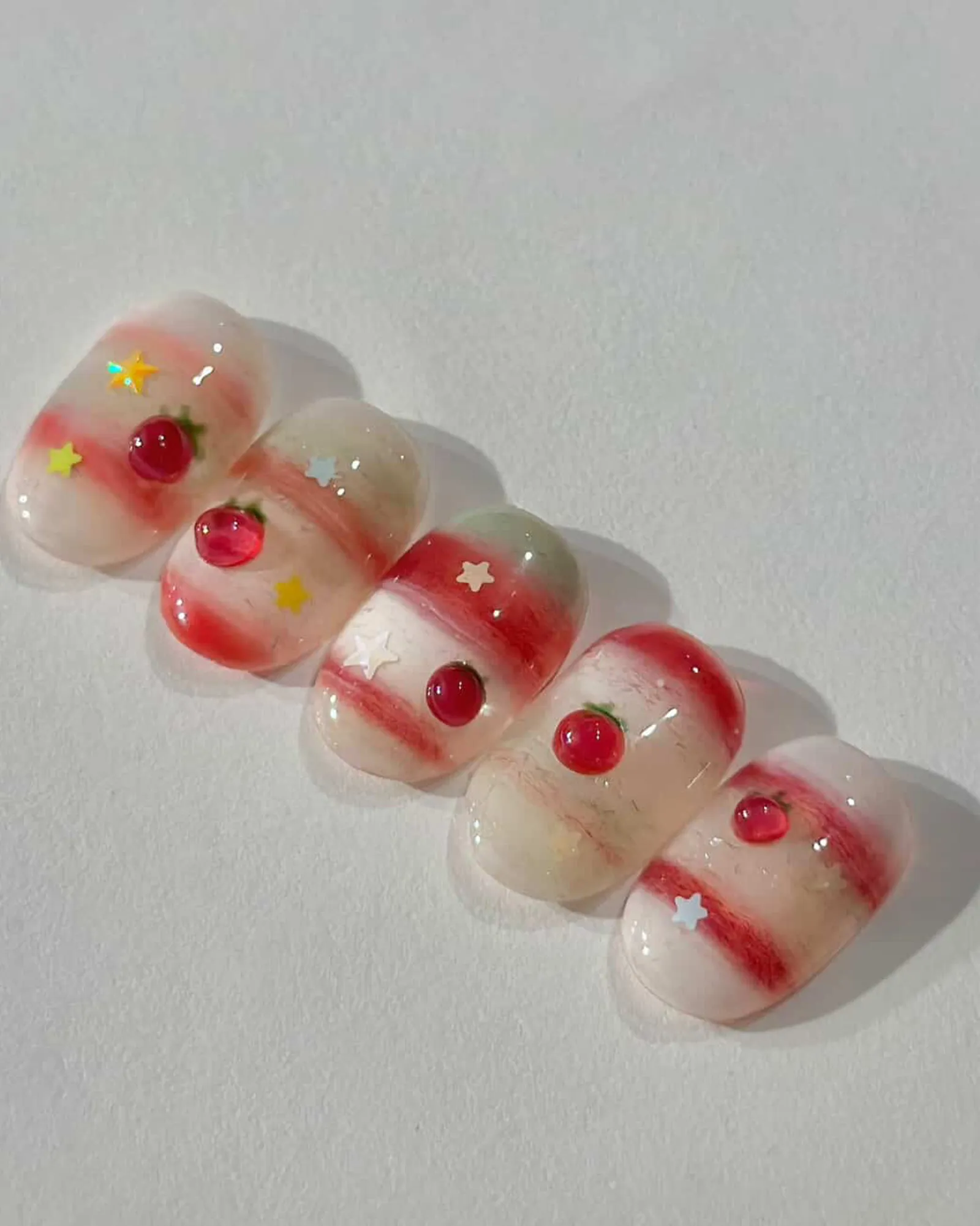 VELVET NAIL-Courtesy of @nail_yellu-1.webp