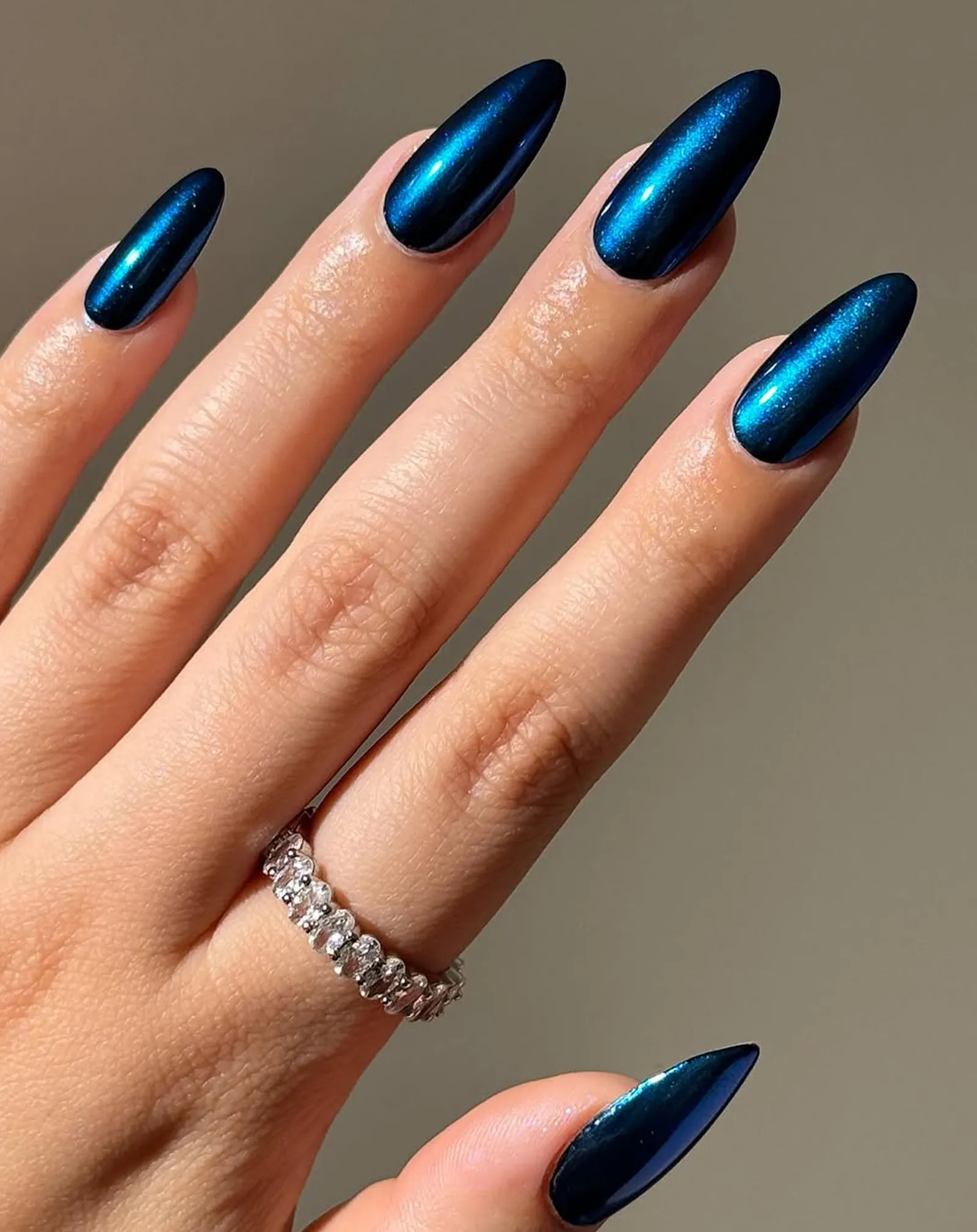 Deep Sapphire Blue _0003_3_Courtesy of @avrnailswatches.webp
